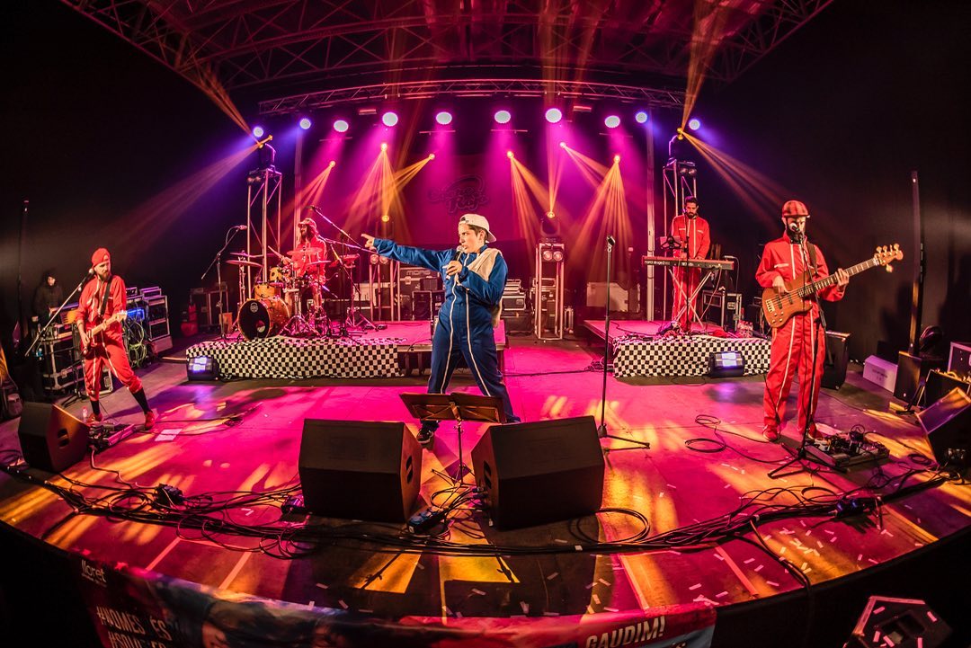 La banda del coche rojo